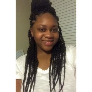 Meet your Posher, Anesha